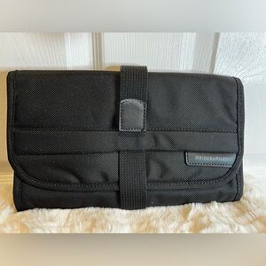 BRIGGS & RILEY SLIM HANGING TOILETRY KIT New Without Tags
